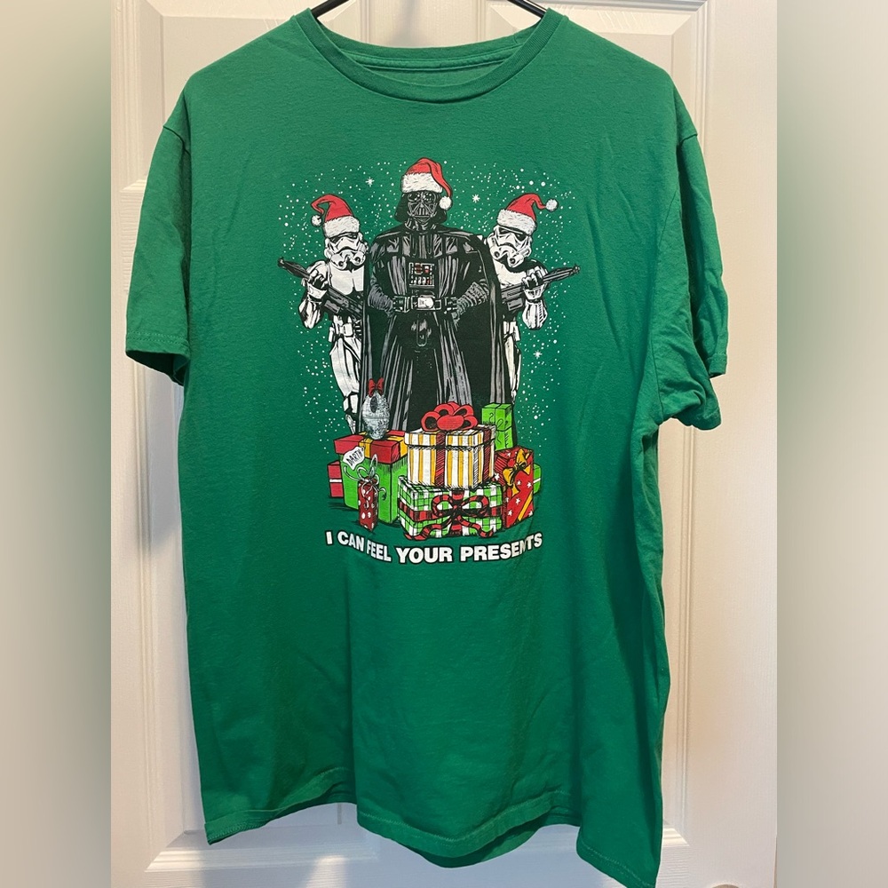 Men’s Star Wars Darth Vader Stormtrooper Christmas T-Shirt Green Holiday Tee